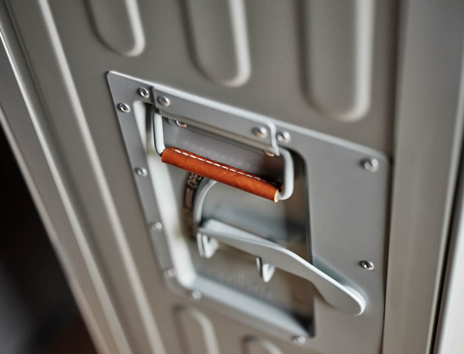 Voyager mit Office Equipment Set