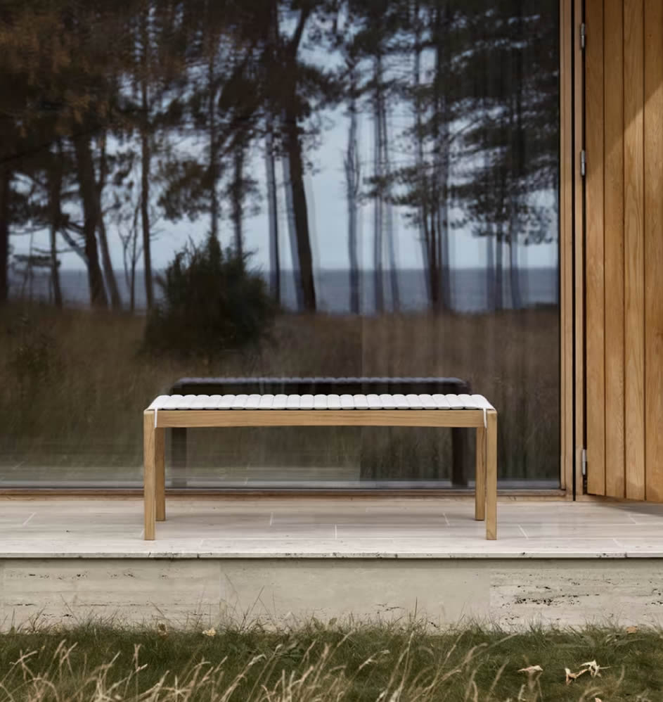 AH912 Outdoor Table Bench