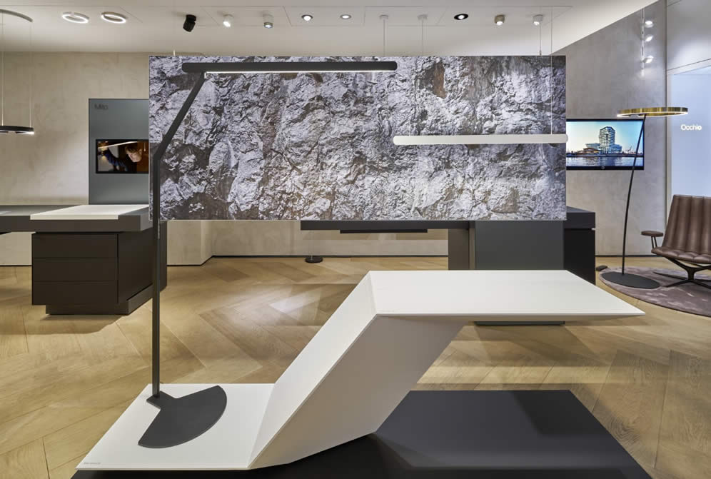 Mito linear terra 3D LED Stehleuchte