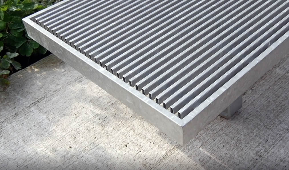 Outdoor Sofa L01 mit 3er Sitzkissen