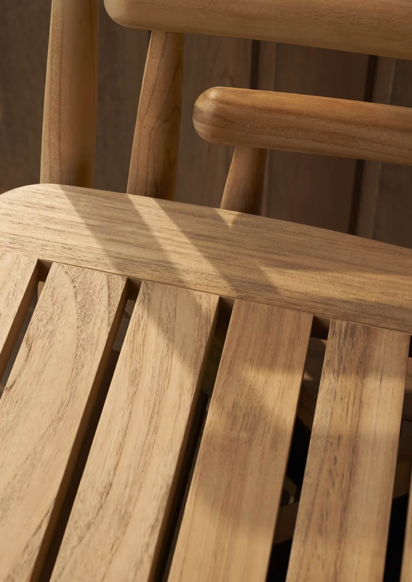 E008 Embrace Outdoor Dining Chair
