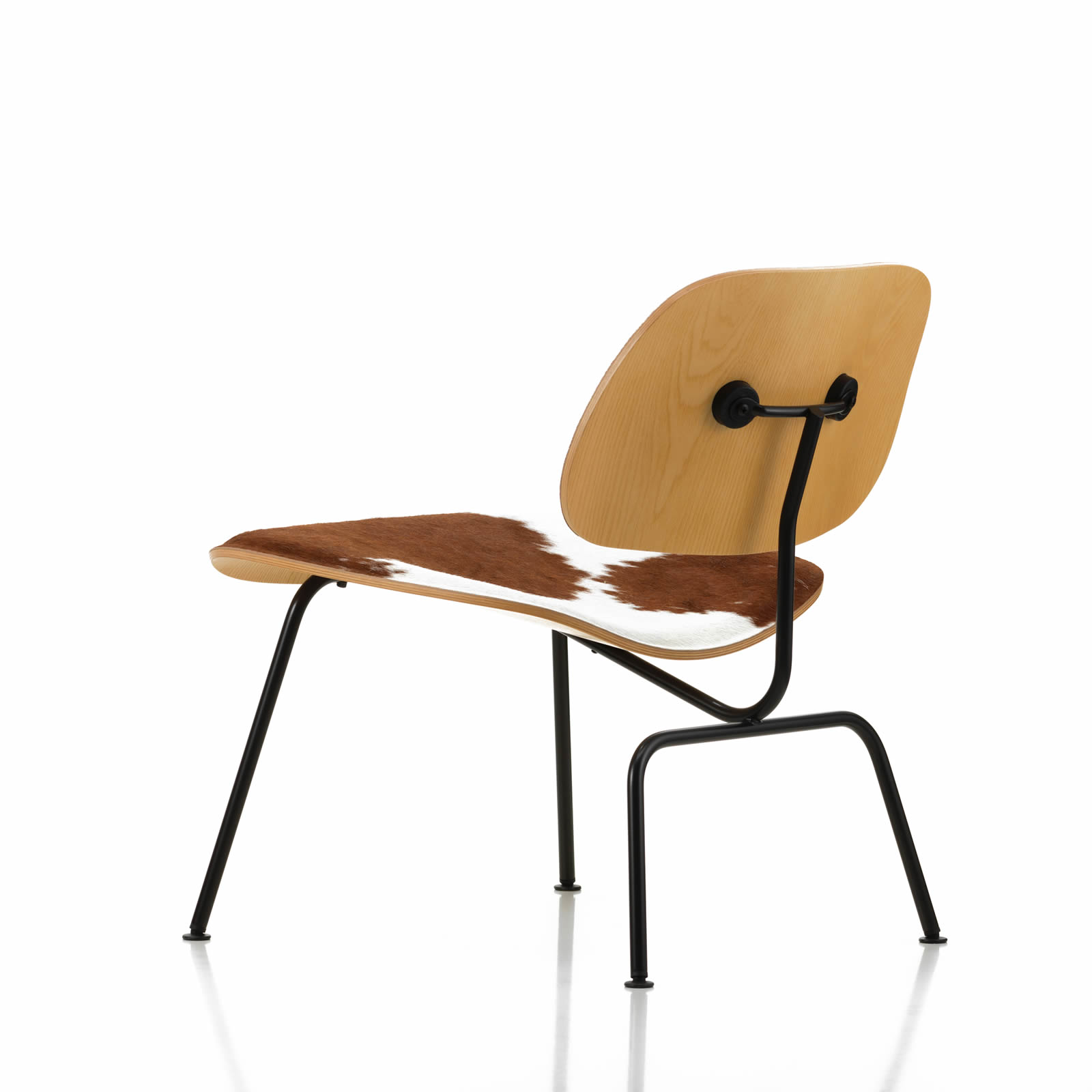 Plywood Group LCM Calfs Skin Stuhl