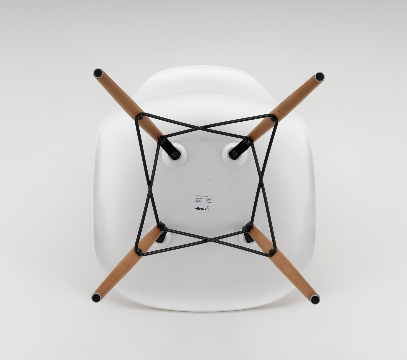 Eames Plastic Side Chair DSW neue Farben