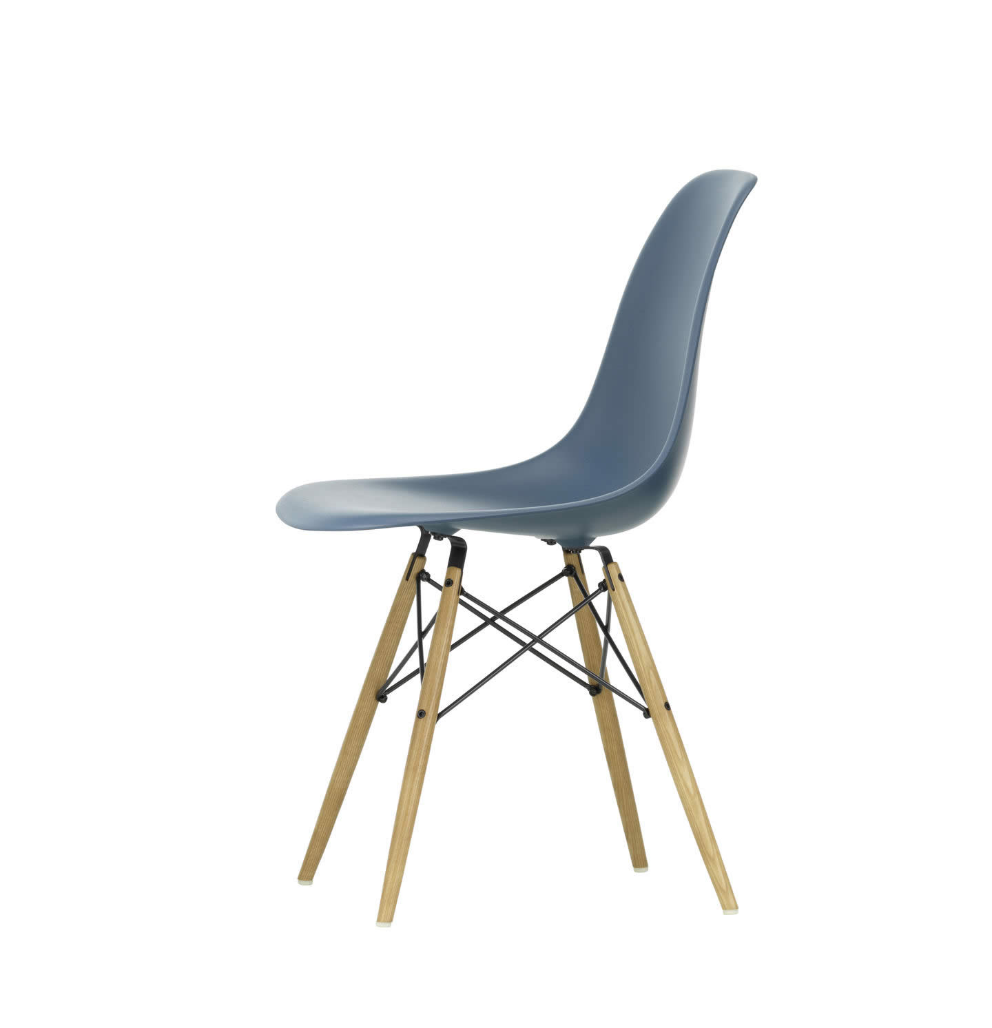 Eames Plastic Side Chair RE DSW