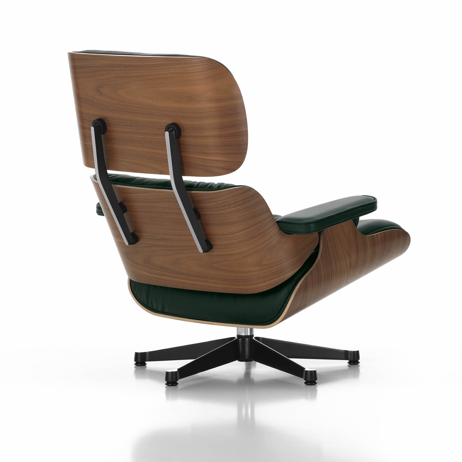 Eames Lounge Chair Nussbaum natur