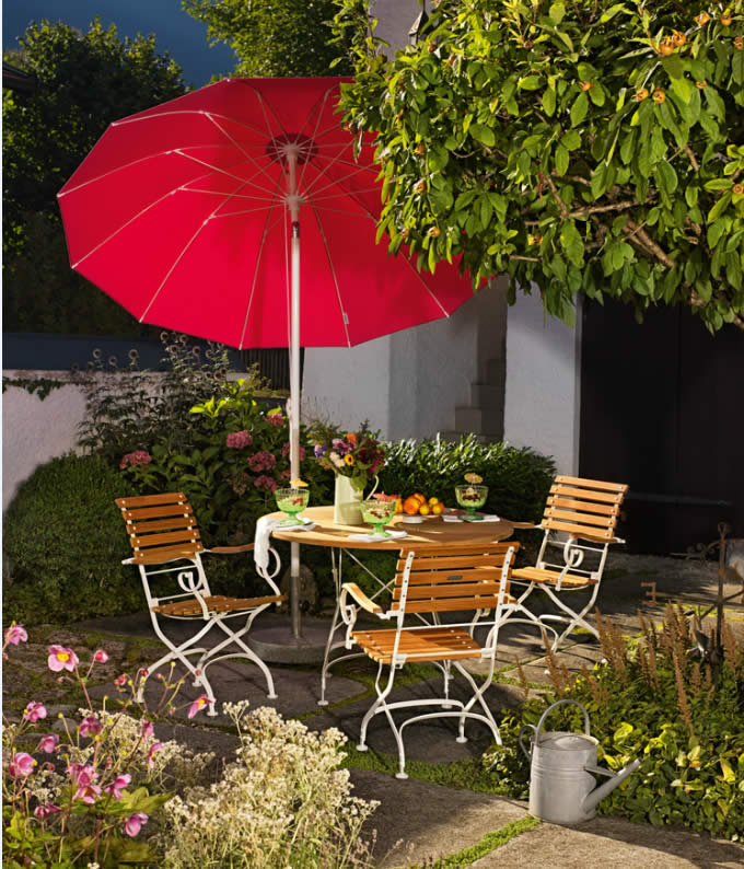 Pagodenschirm mit Bodenplatte