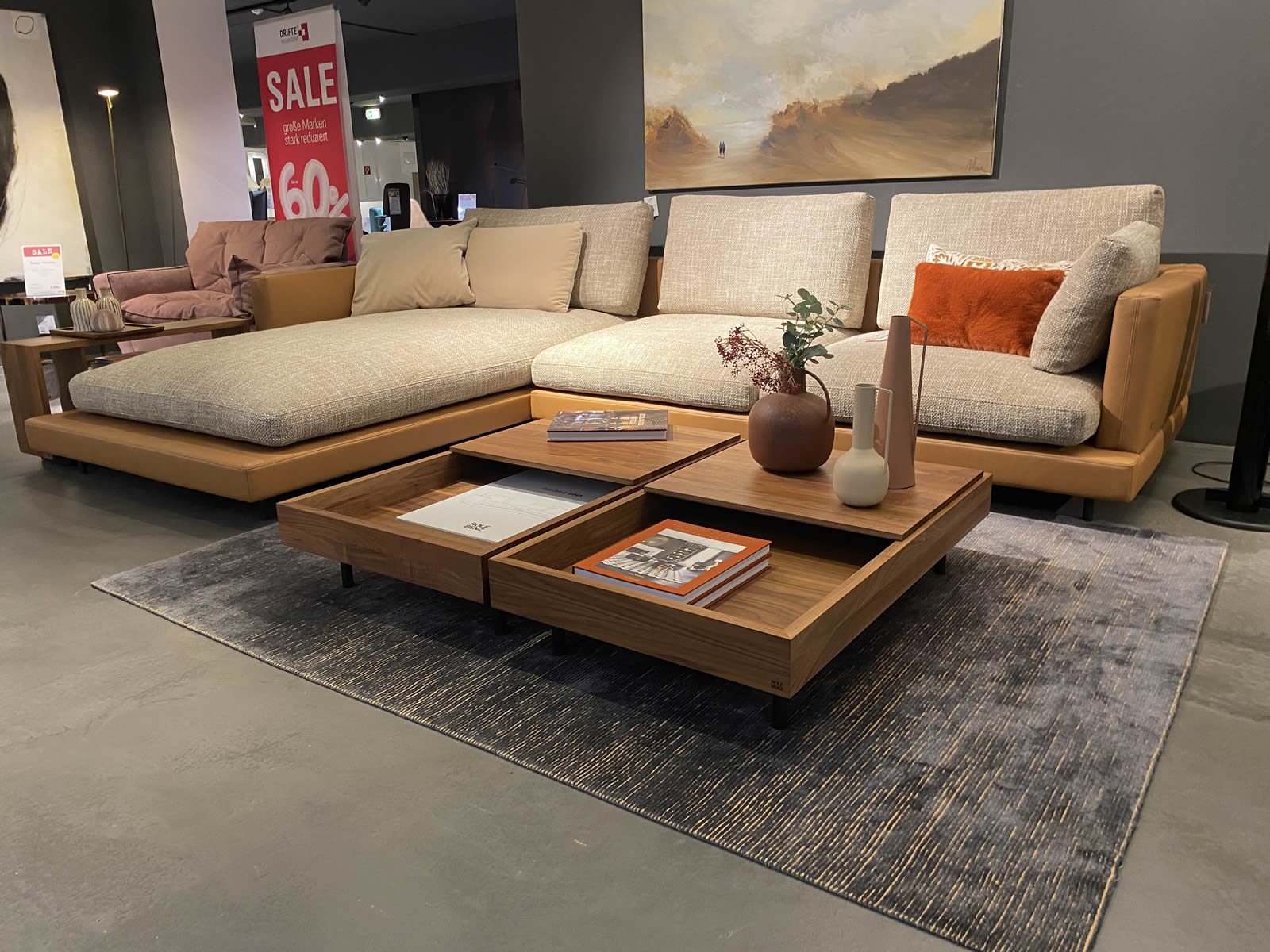 Eckgarnitur Sina mit Couchtischen und Anstellregal Ausstellungsstück