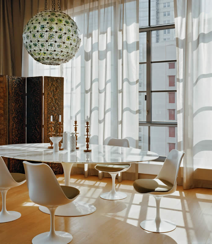 Saarinen Tulip Armchair