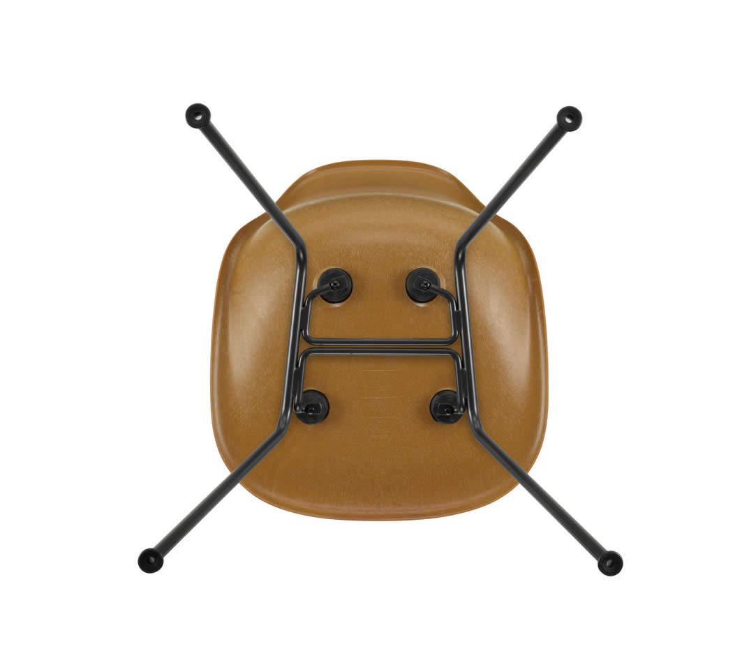 Eames Fiberglass Chair DSX
