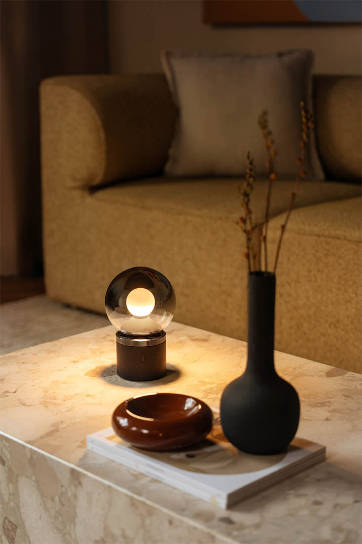 Luna pura LED Akku Tischleuchte