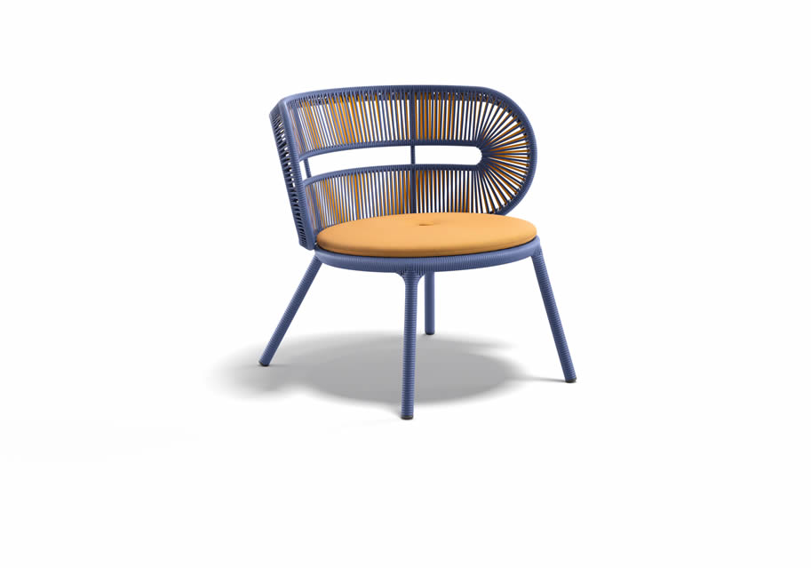 CIRQL NU Lounge Chair