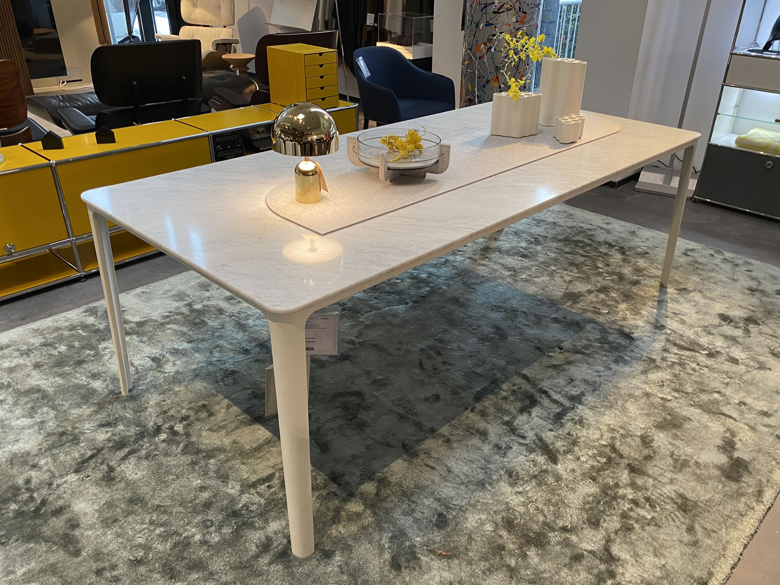 Esstisch Plate Dining 17614 Ausstellungsstück