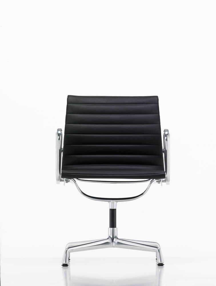 Aluminium Chair EA 107 / EA 108