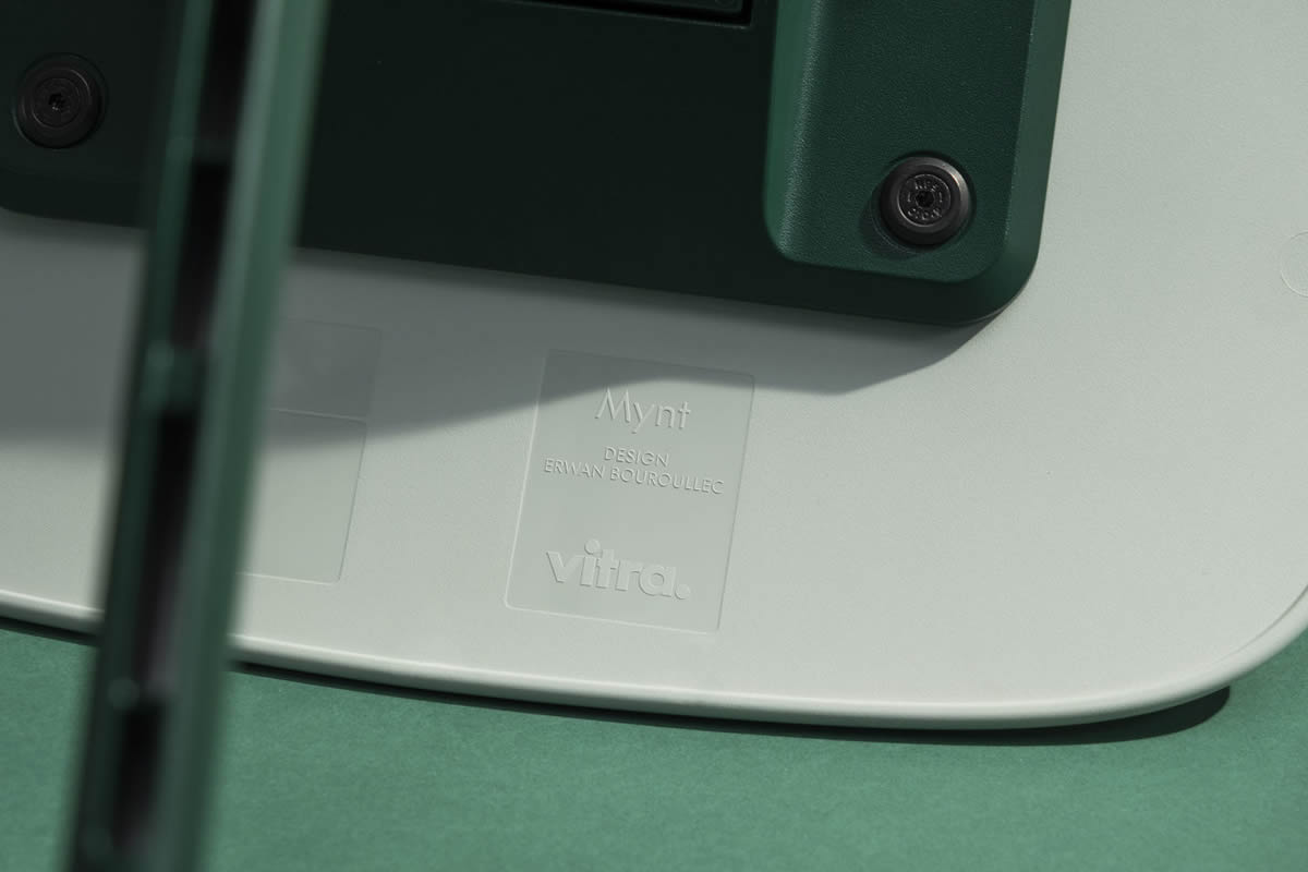 Mynt Plastic Chair Drehstuhl