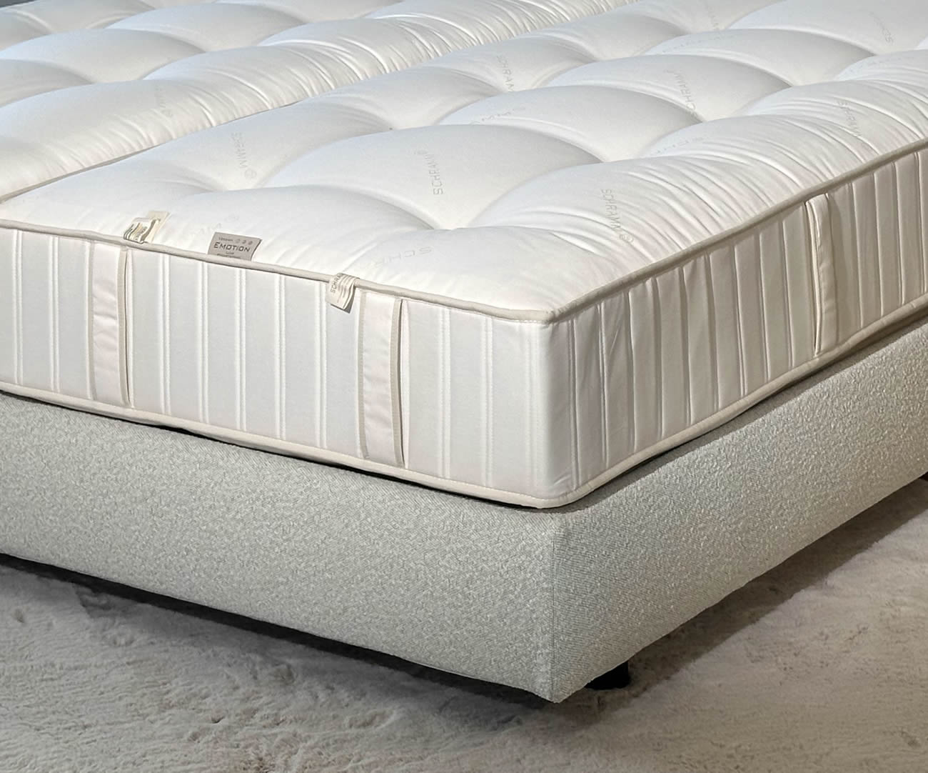 Polsterbett Lyra Limited Edition