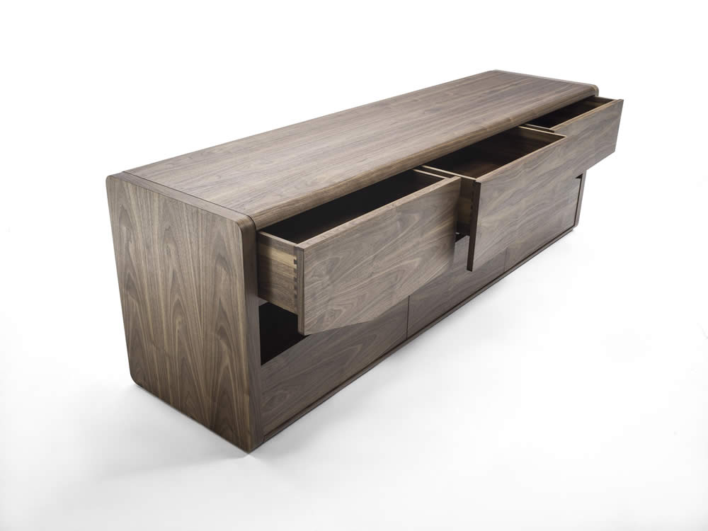 INKLINE Sideboard