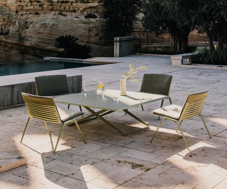 Zebra Lounge Chair Gartensessel