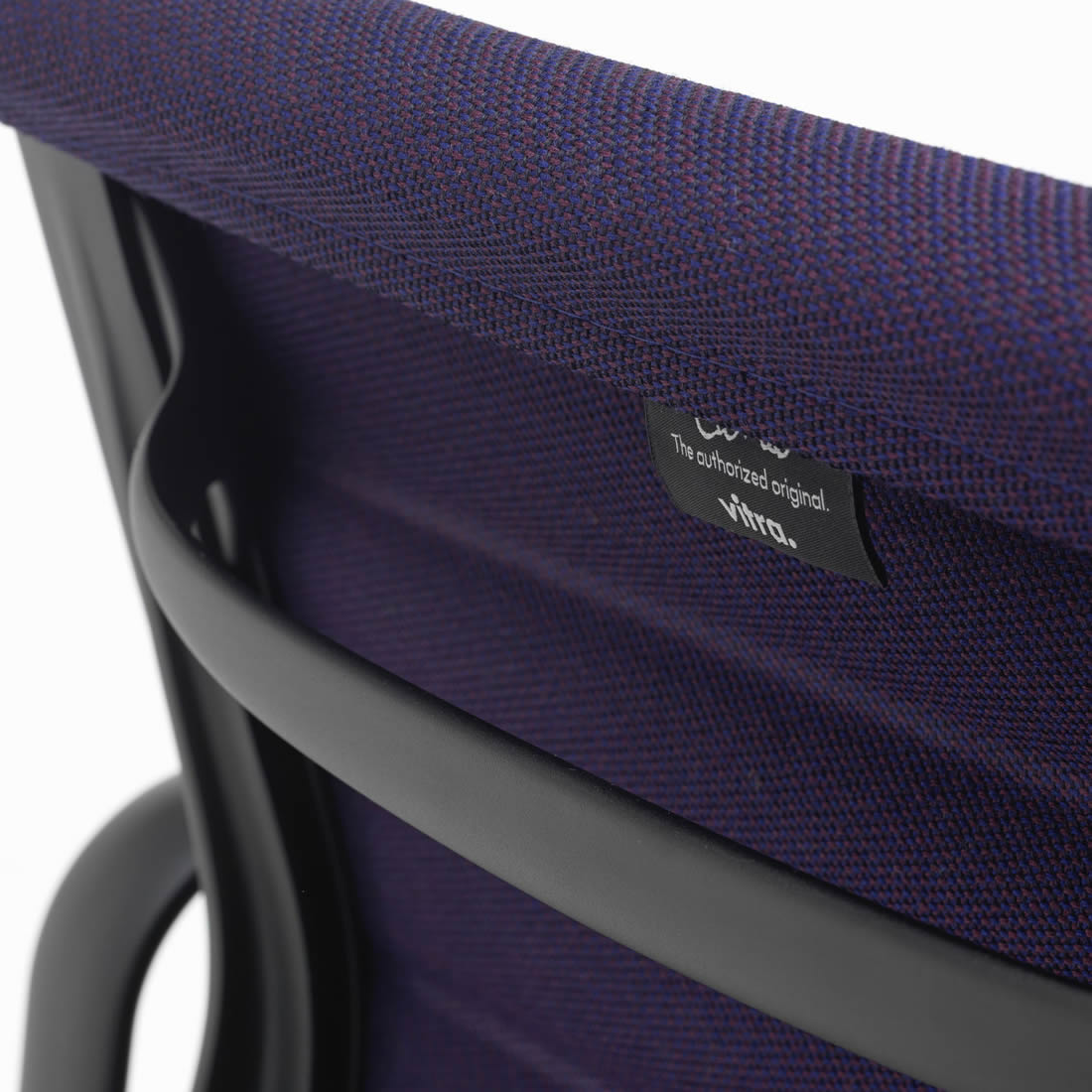 Aluminium Chair EA 131