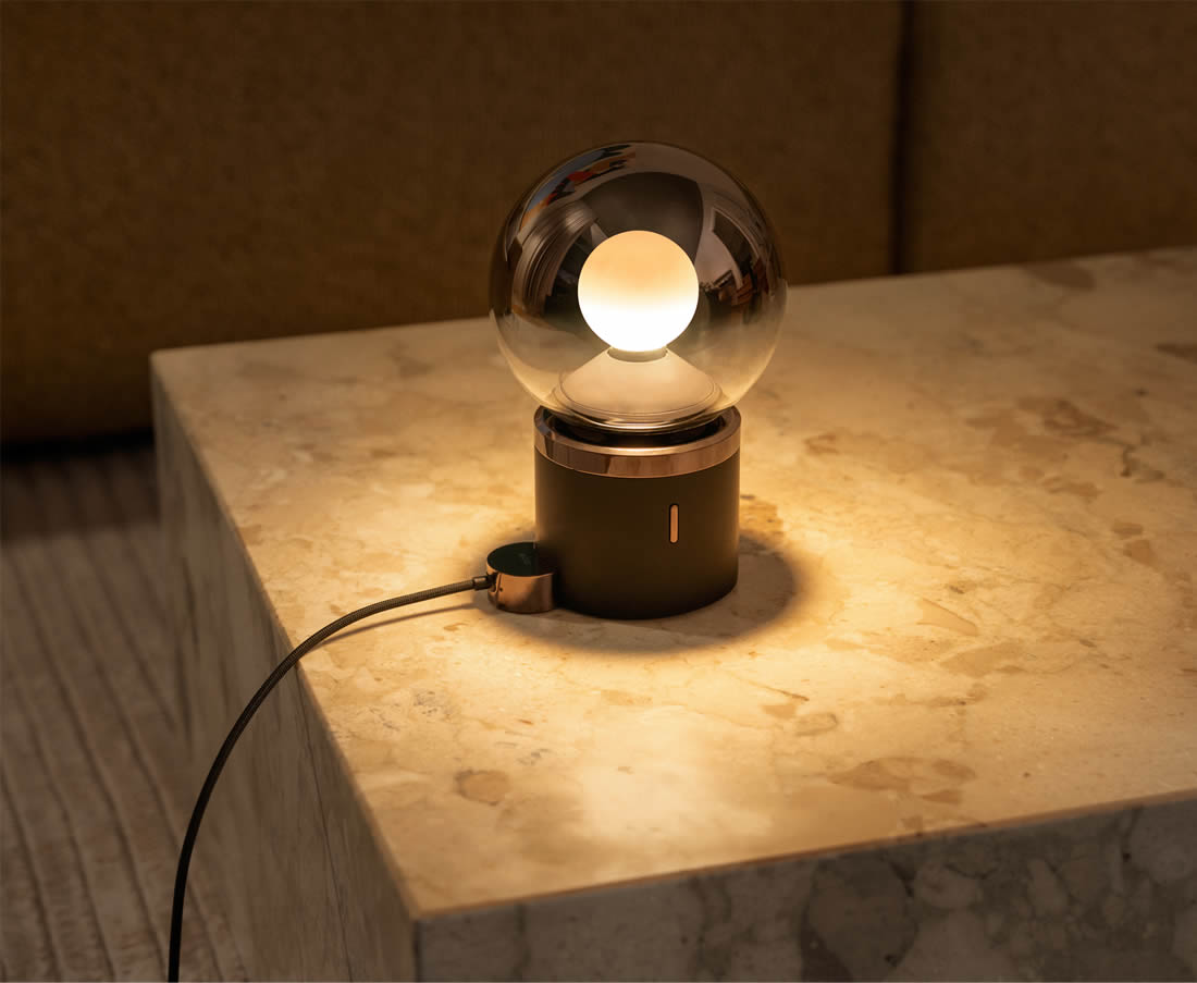 Luna pura LED Akku Tischleuchte