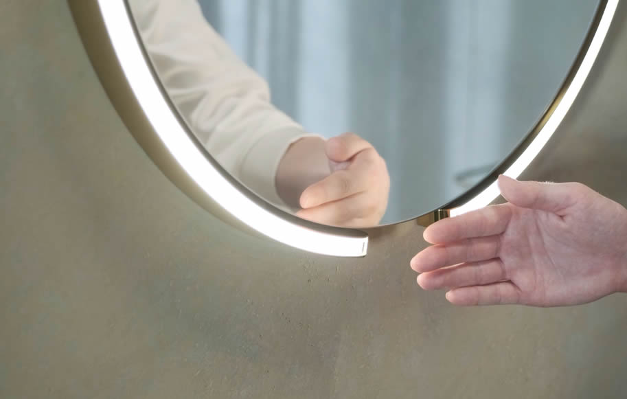 Mito sfera su LED Spiegelleuchte