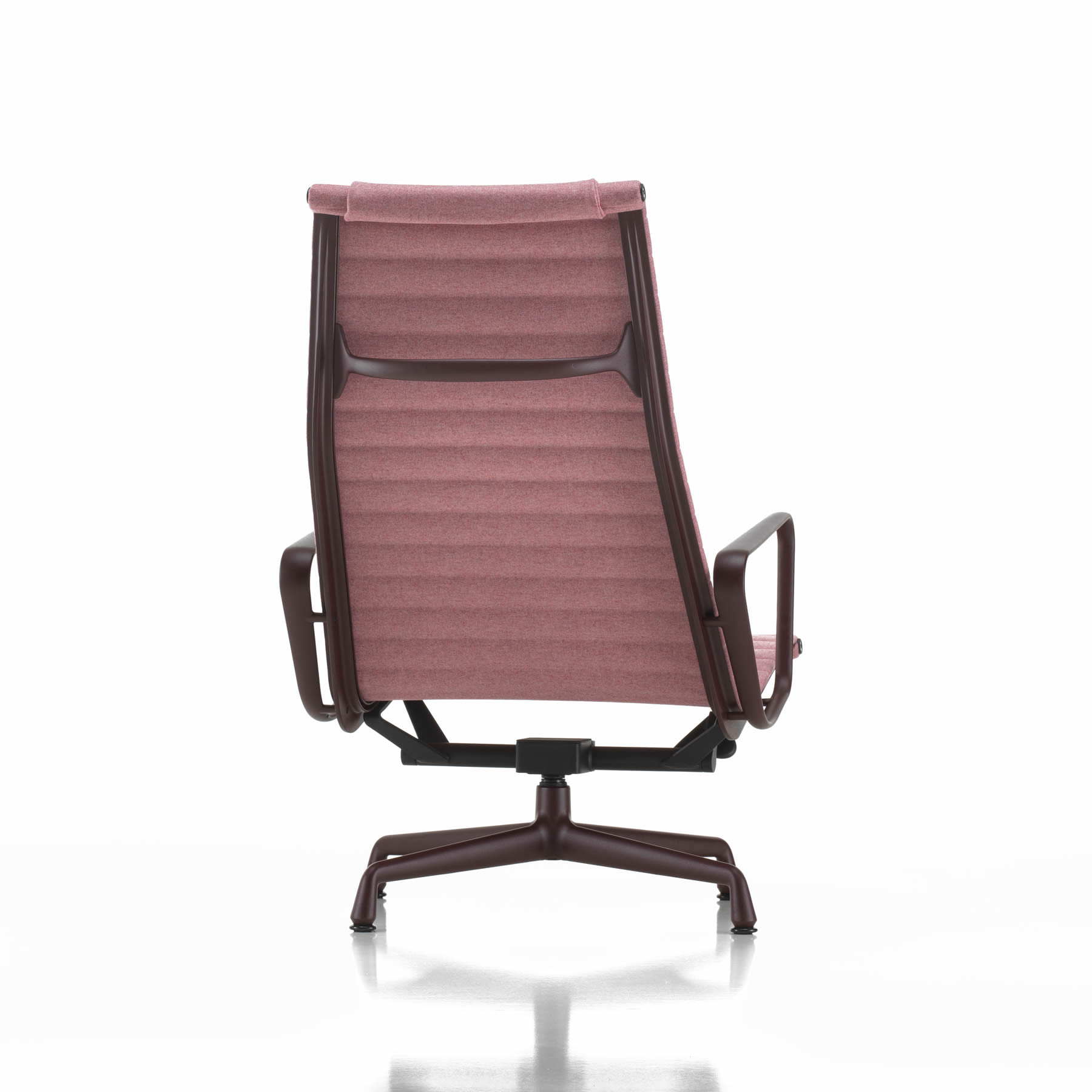 Aluminium Chair EA 124 / EA 125 neue Gestellfarben