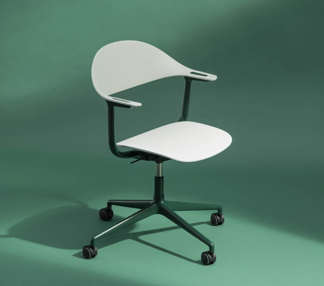 Mynt Plastic Chair Drehstuhl