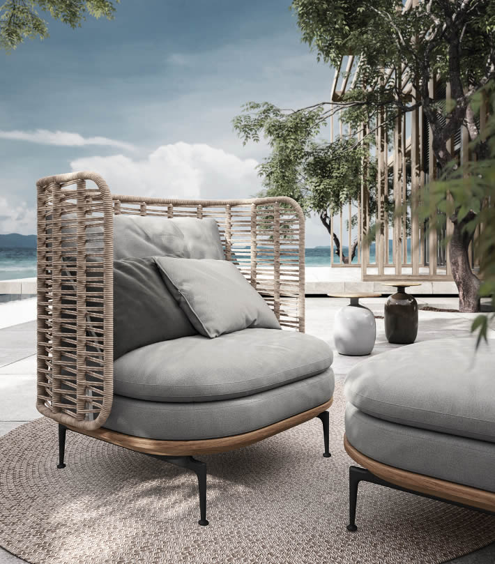 Mistral Lounge Chair