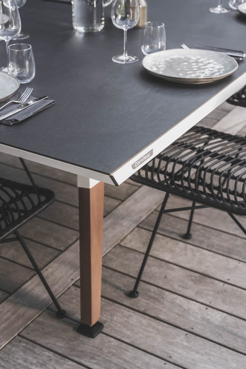 Origin In - und Outdoor Tischtennistisch