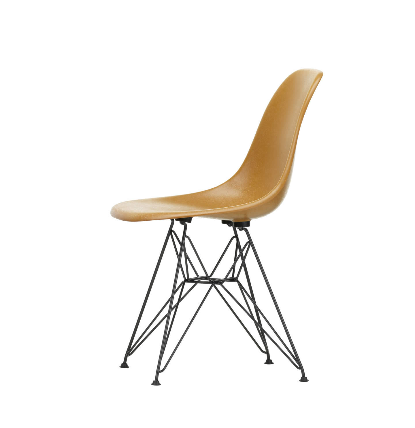 Eames Fiberglass Chair DSR