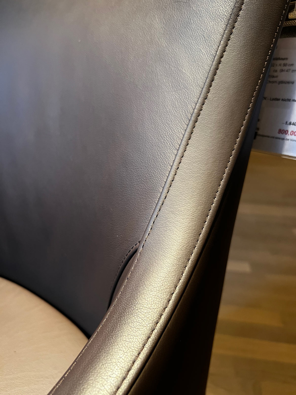 Armlehnstuhl Gruppe Leona 2340 Austellungsstück