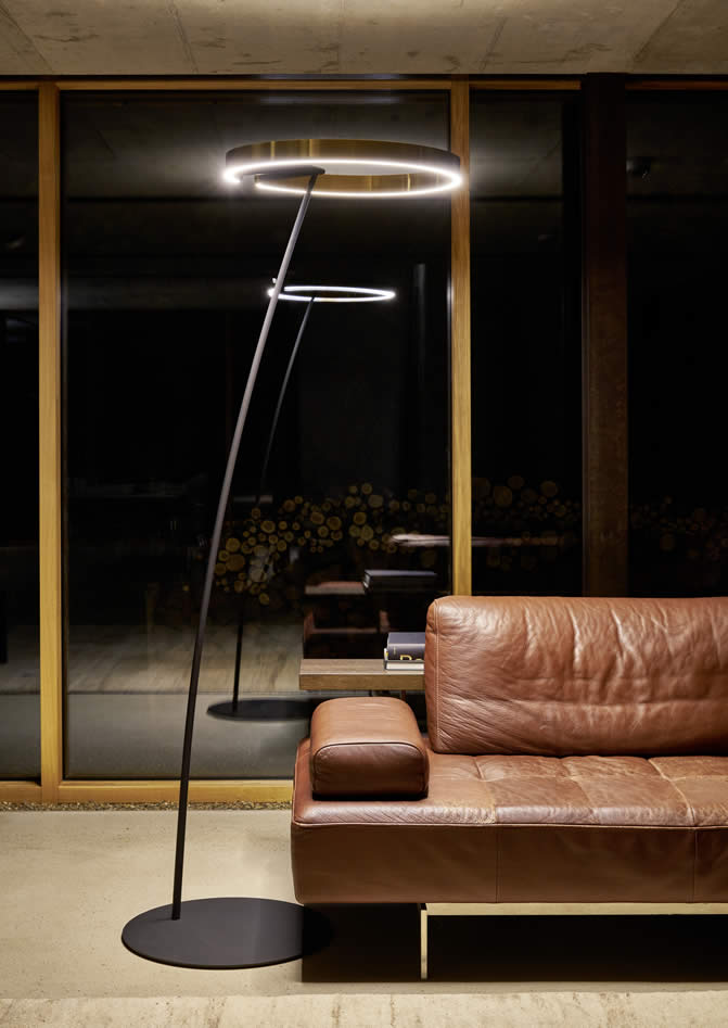 Mito raggio LED Bogenleuchte