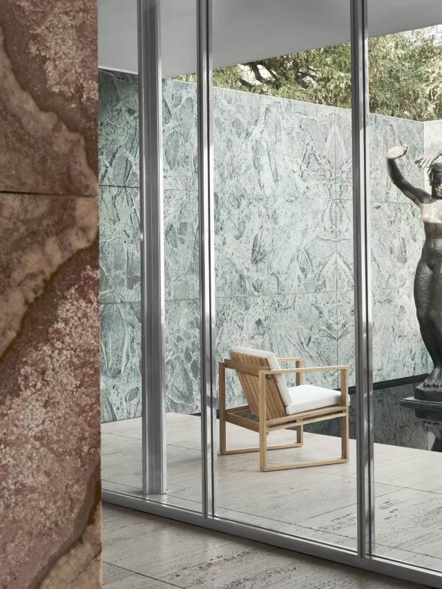 BK11 Outdoor Lounge Chair