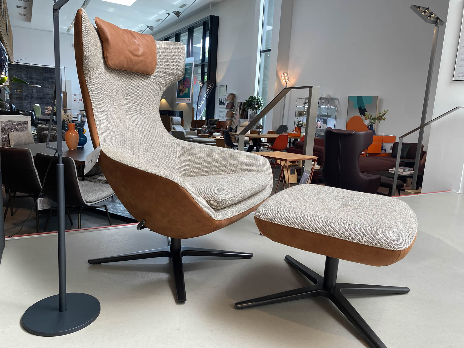 Sessel und Hocker Caruzzo 18656 18657 Ausstellungsstück