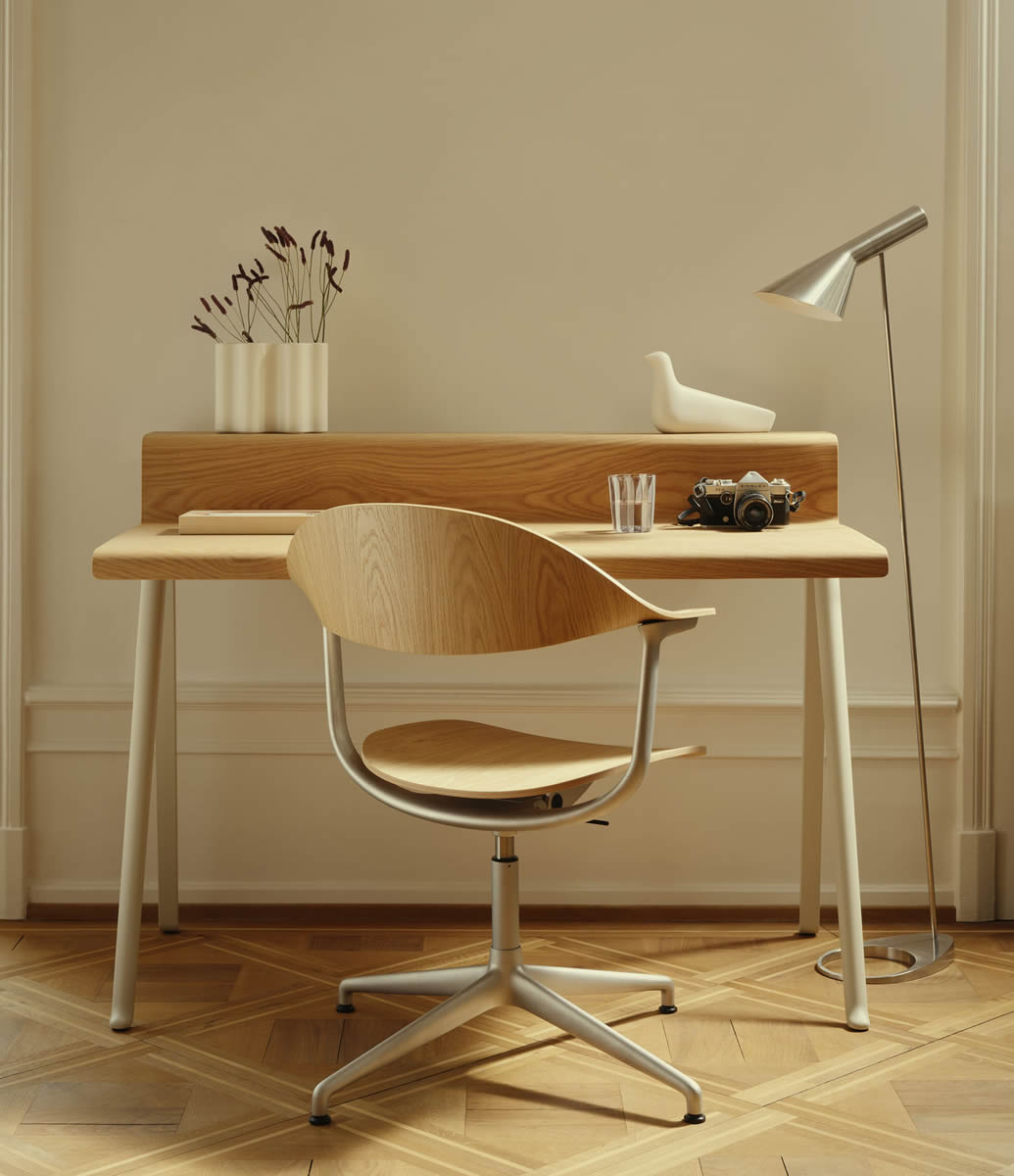 Mynt Plywood Chair Drehstuhl