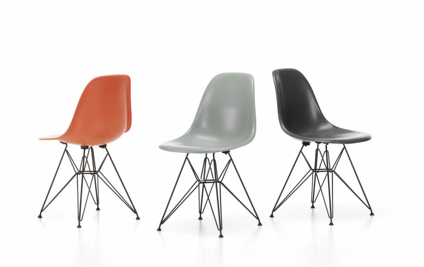 Eames Fiberglass Chair DSR