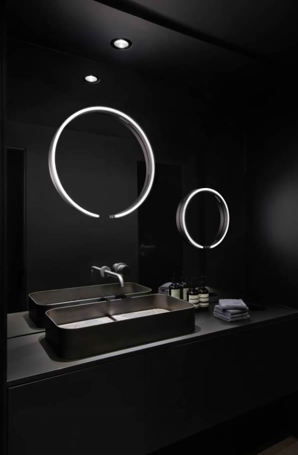 Mito sfera su LED Spiegelleuchte