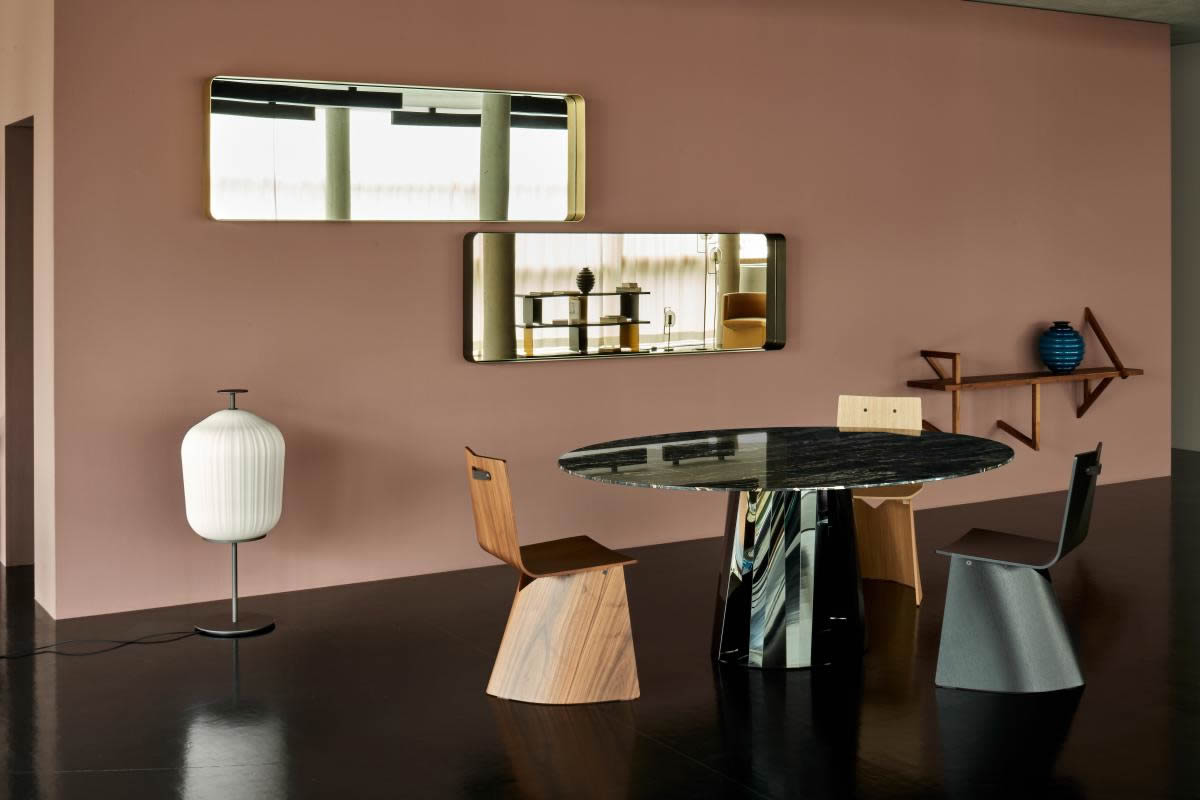 Pli Dining Table