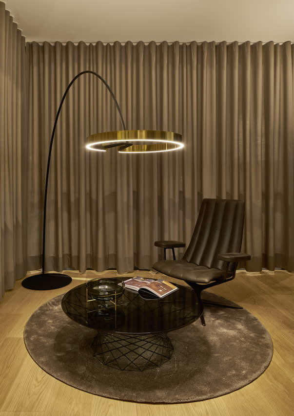 Mito largo air LED Bogenleuchte