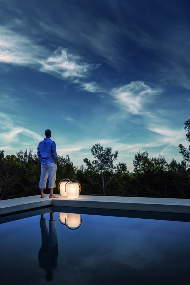 Ambient Cocoon Outdoor Leuchte