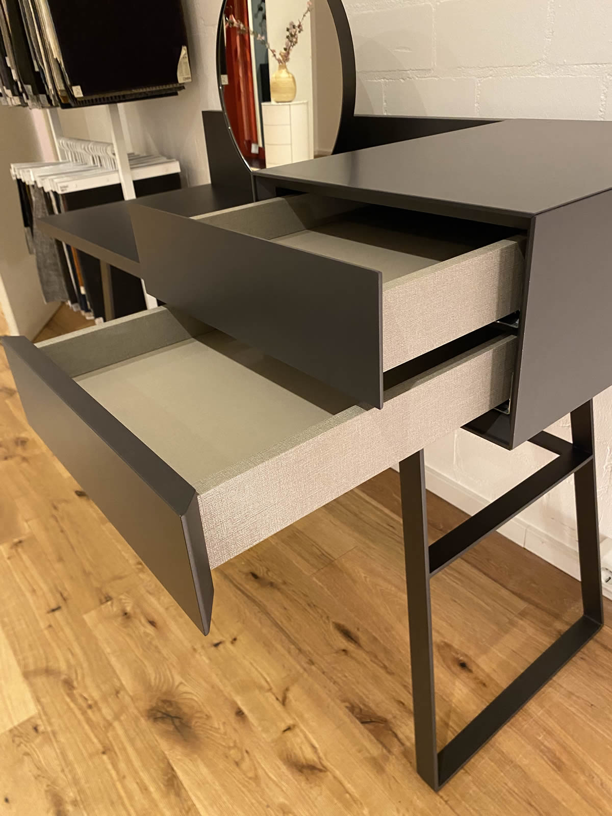 Highboard Cabaret 2021 matt Ausstellungsstück