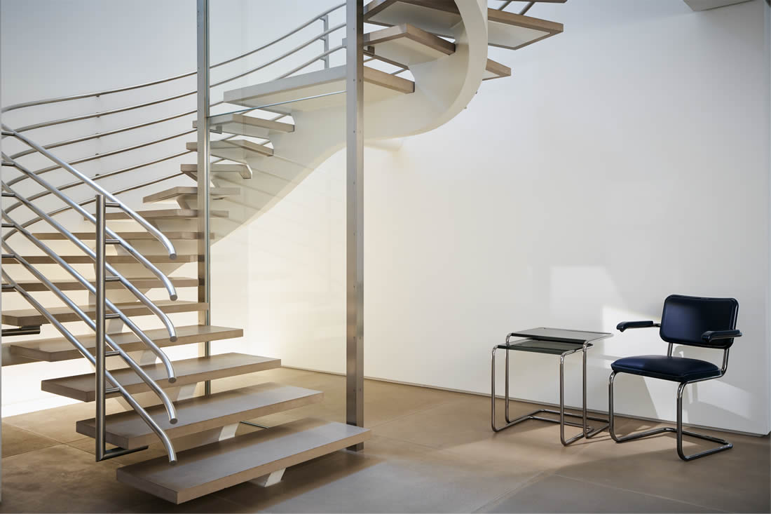 B 97 SERIOUS Tisch-Set