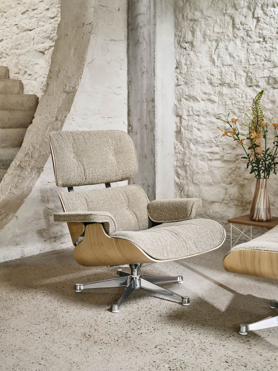 Eames Lounge Chair Kastanie schwarz