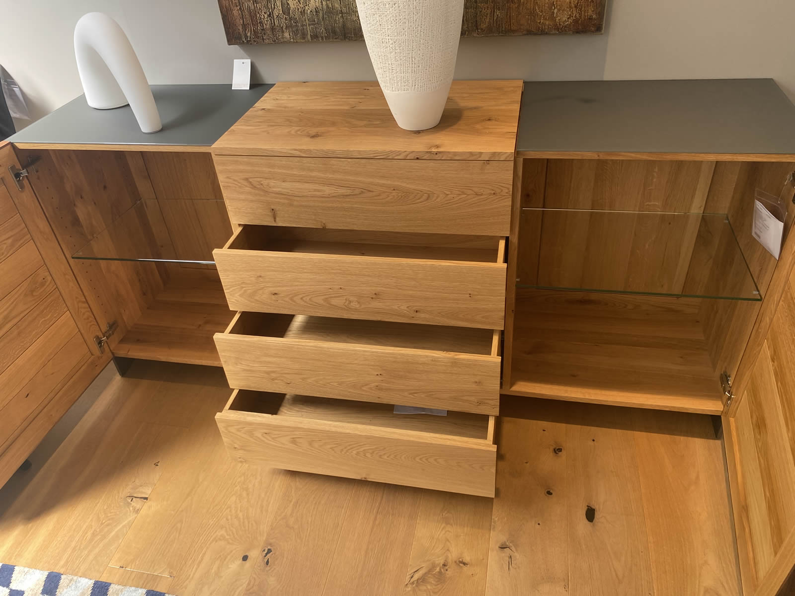 Anrichte Tratum 18161 Ausstellungsstück