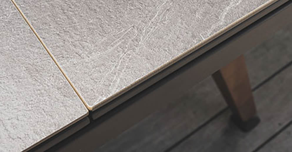 Origin In- und Outdoor Billardtisch