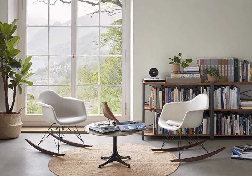 Eames Fiberglass Armchair RAR
