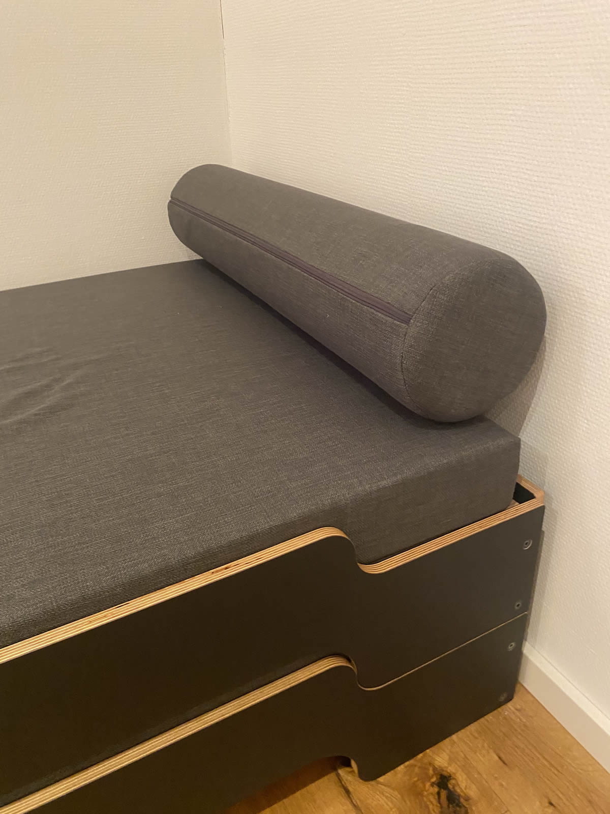 Doppel Stapelliege Klassik mit Matratze und Lattenrost und Bettkasten Ausstellungsstück