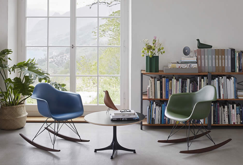 Eames Fiberglass Armchair RAR