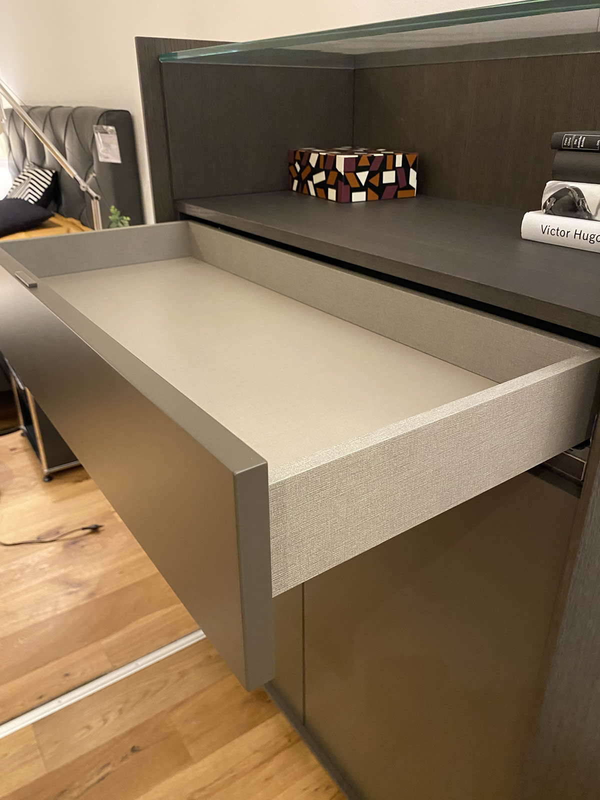 Highboard Cabaret 2021 matt Ausstellungsstück